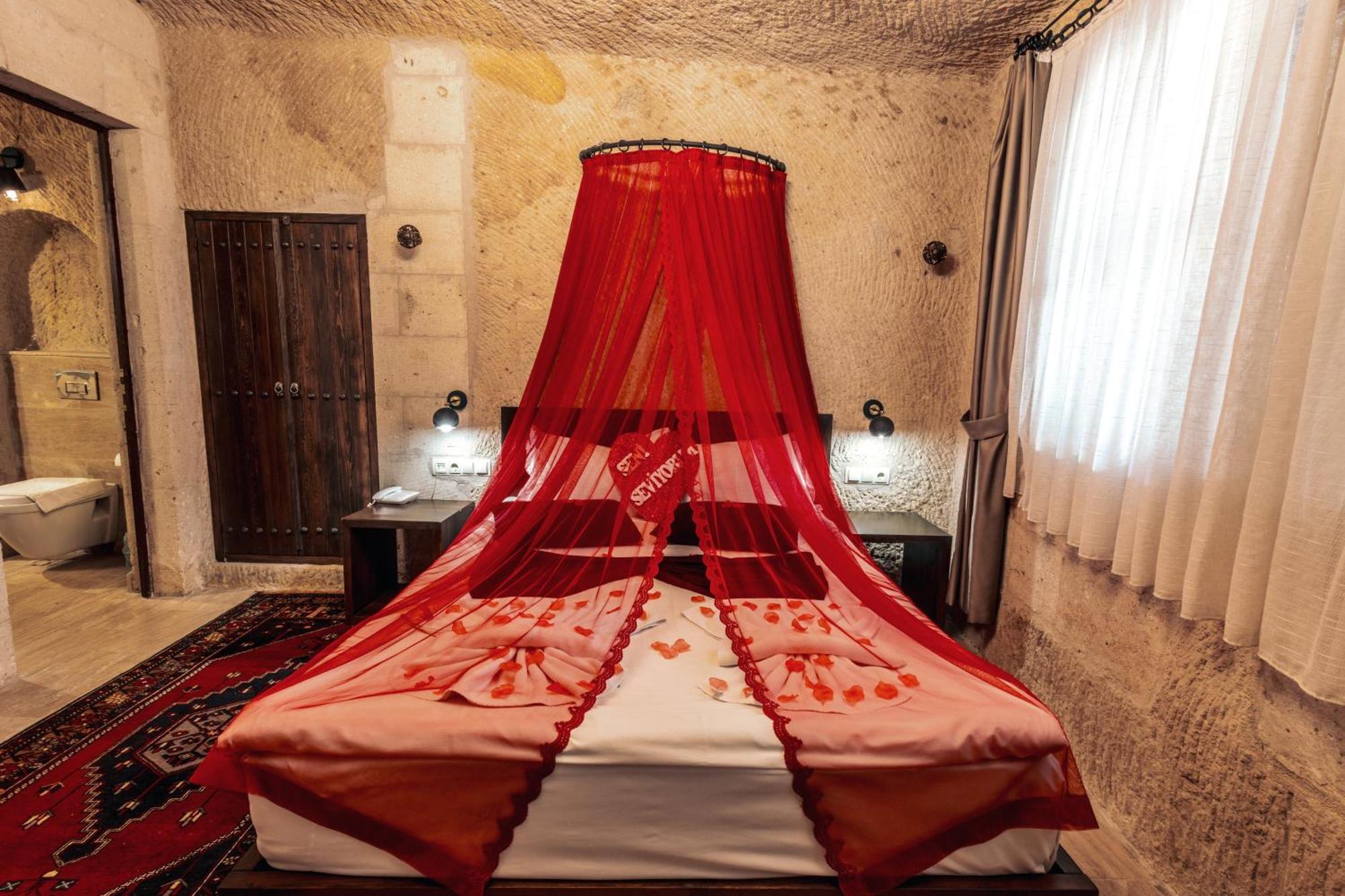Tafana Cave & Stone Lodge Ürgüp Ngoại thất bức ảnh